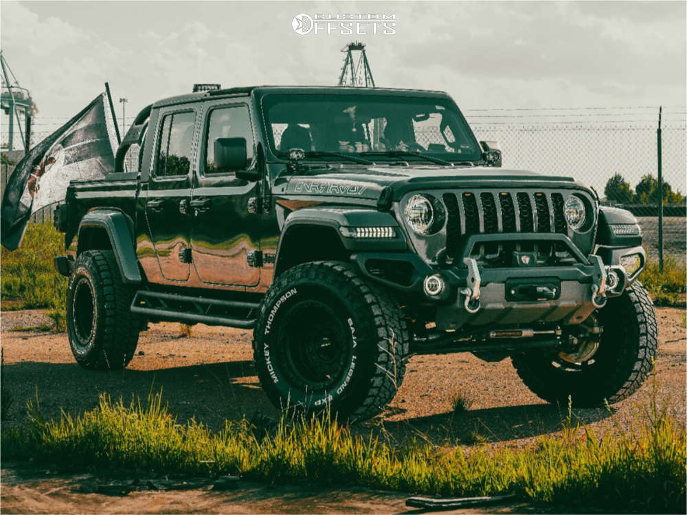 2022 Jeep Gladiator with 17x10 -25 Vision Tactical and 35/12.5R17