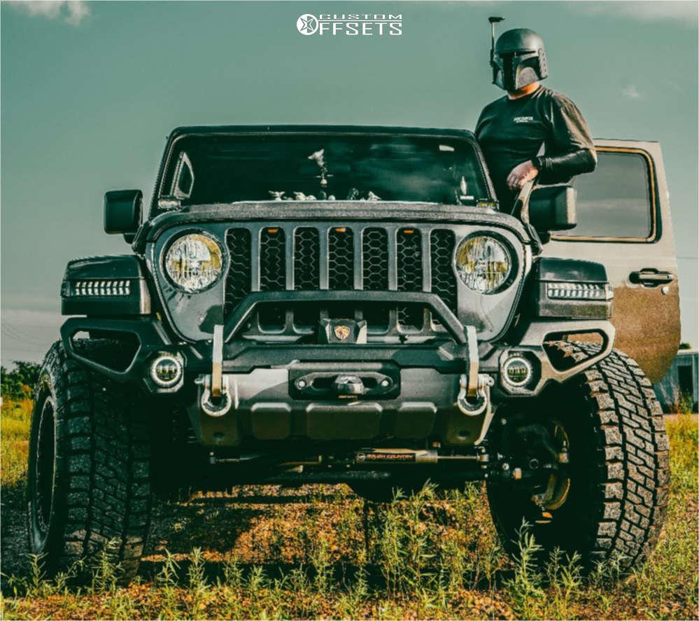 2022 Jeep Gladiator with 17x10 -25 Vision Tactical and 35/12.5R17