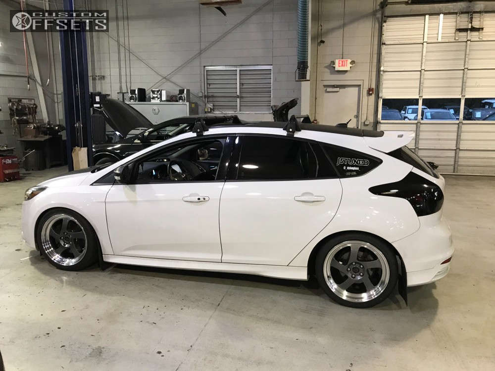 2013 Ford Focus with 18x8.5 40 Rebel Devil Customs and 245/35R18 ...