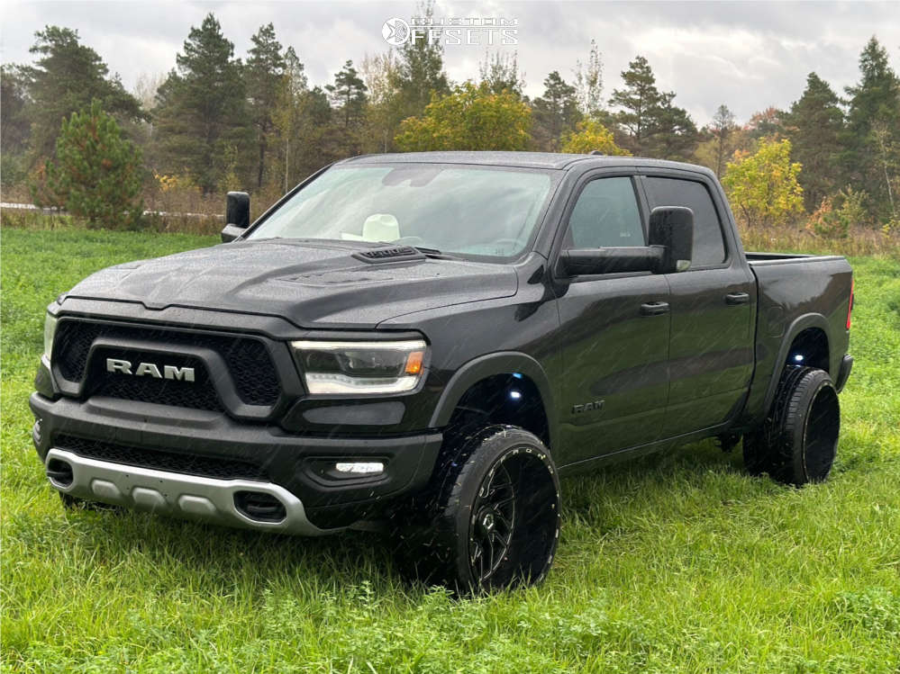 [本日限定40%OFF‼️]リムアーク / Front design OP 2023 Ram 1500 with 24x14 -76 TIS 544bm and 305/35R24 Ironman