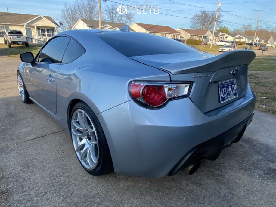 BRZページ 2016 Subaru BRZ with 18x8.5 35 Vors Tr4 and 225/40R18 Lexani