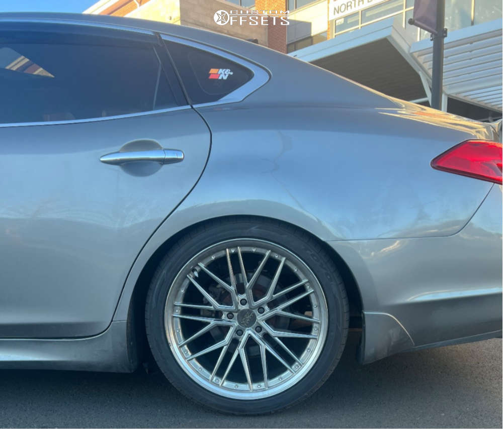 2013 INFINITI M37 with 20x9 35 XXR 571 and 245/40R20 Toyo Tires