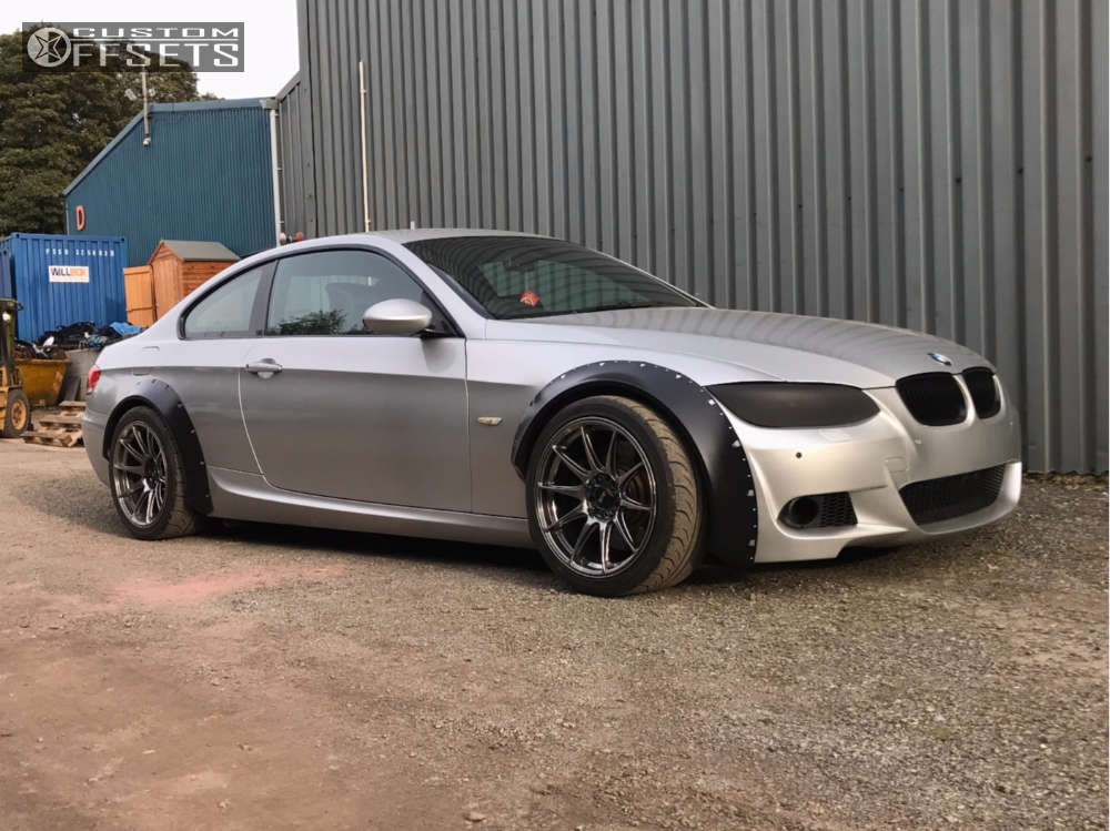 2009 BMW 335i with 18x8.75 20 XXR 527 and 225/40R18 Zestino Soft