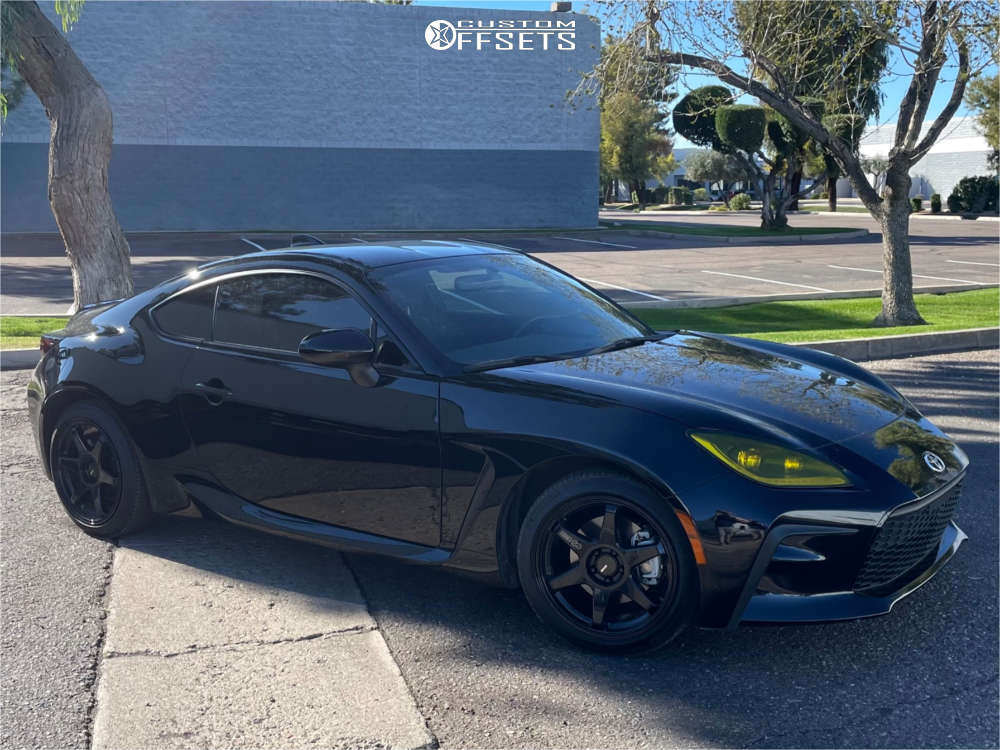 86、GR86 2023年　VRX3 215/45R17 スタッドレス 86、GR86 2023年 VRX3 215/45R17 スタッドレス