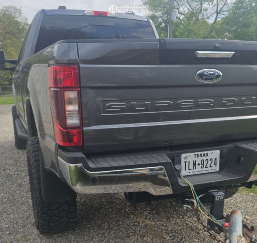 2021 Ford F250 Super Duty with 20x10 18 Fuel Rebel and 37/13.5R20