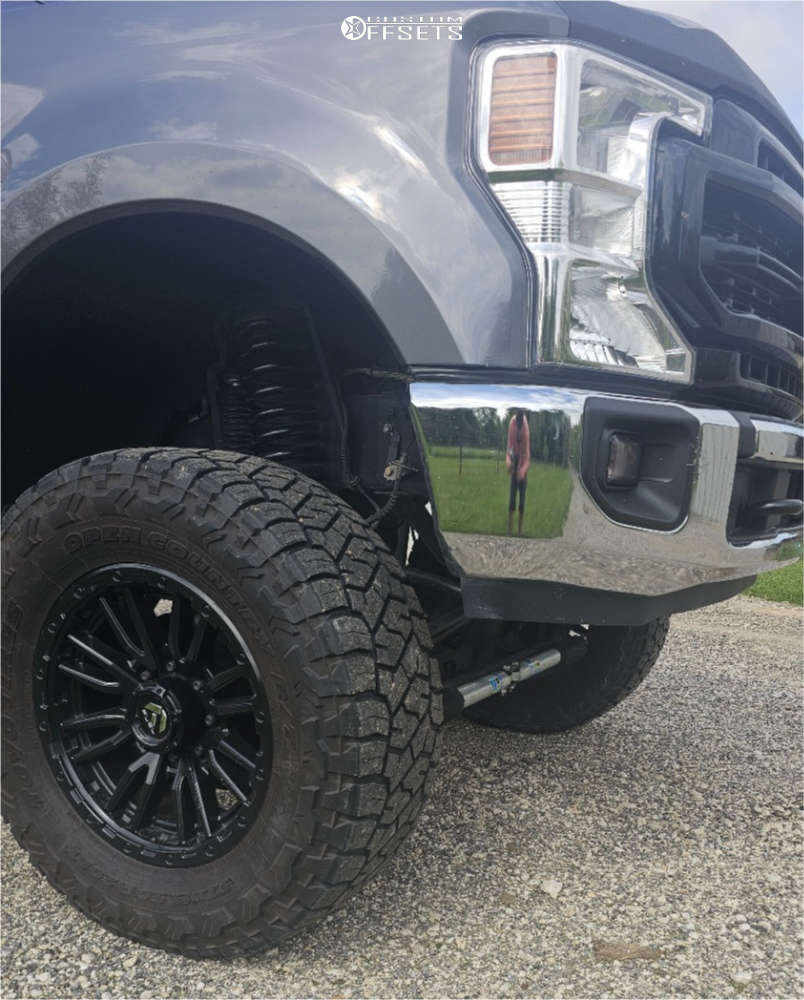 2021 Ford F250 Super Duty with 20x10 18 Fuel Rebel and 37/13.5R20