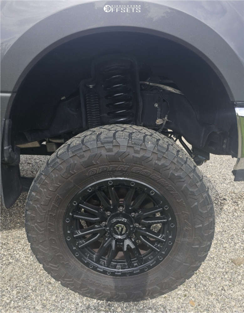 2021 Ford F250 Super Duty with 20x10 18 Fuel Rebel and 37/13.5R20