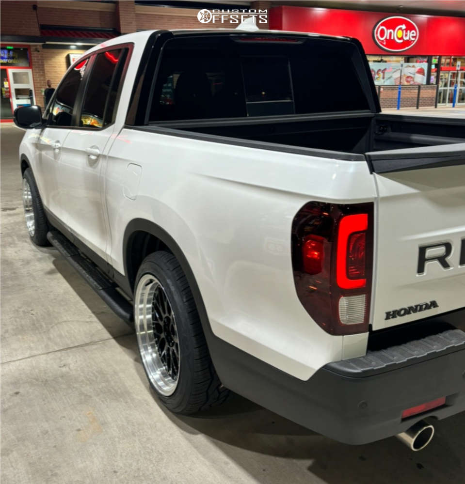 2024 Honda Ridgeline Black Edition with 20x10.5 30 XXR 521 and 265 ...