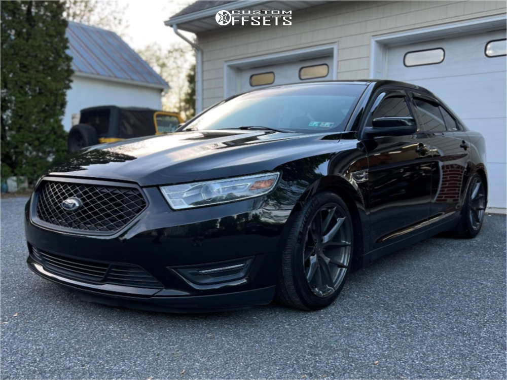 Ford Taurus Tire Size 2013null
