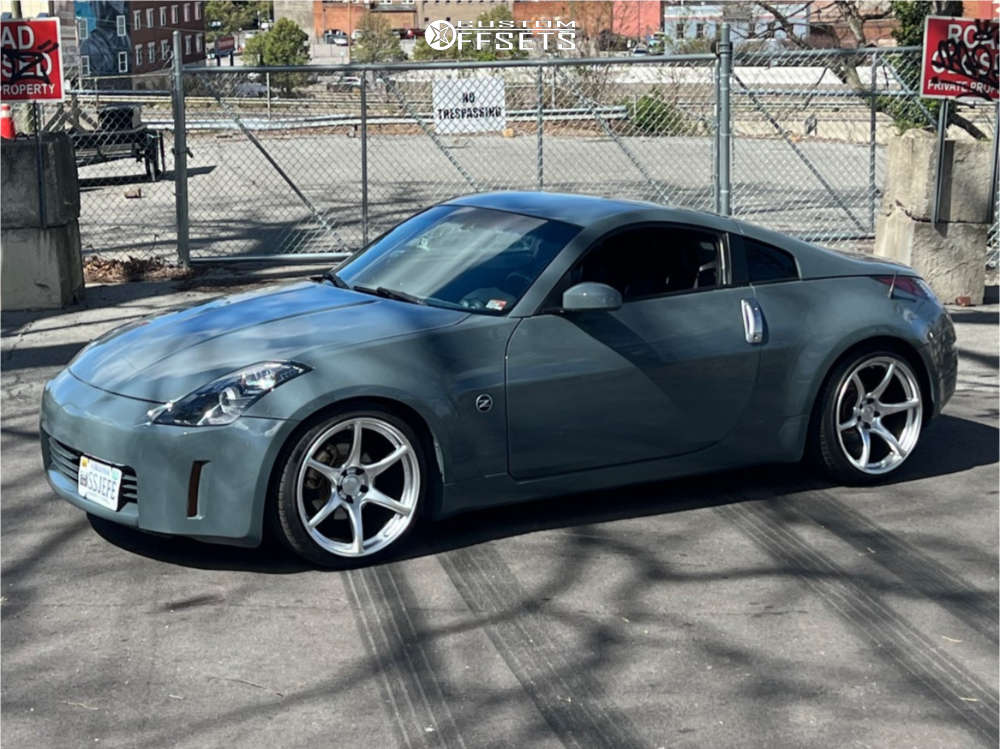 2979731-1-2004-350z-nissan-