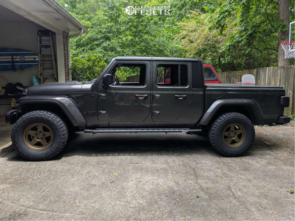 2022 Jeep Gladiator with 17x8.5 -10 Kansei Knp and 315/70R17