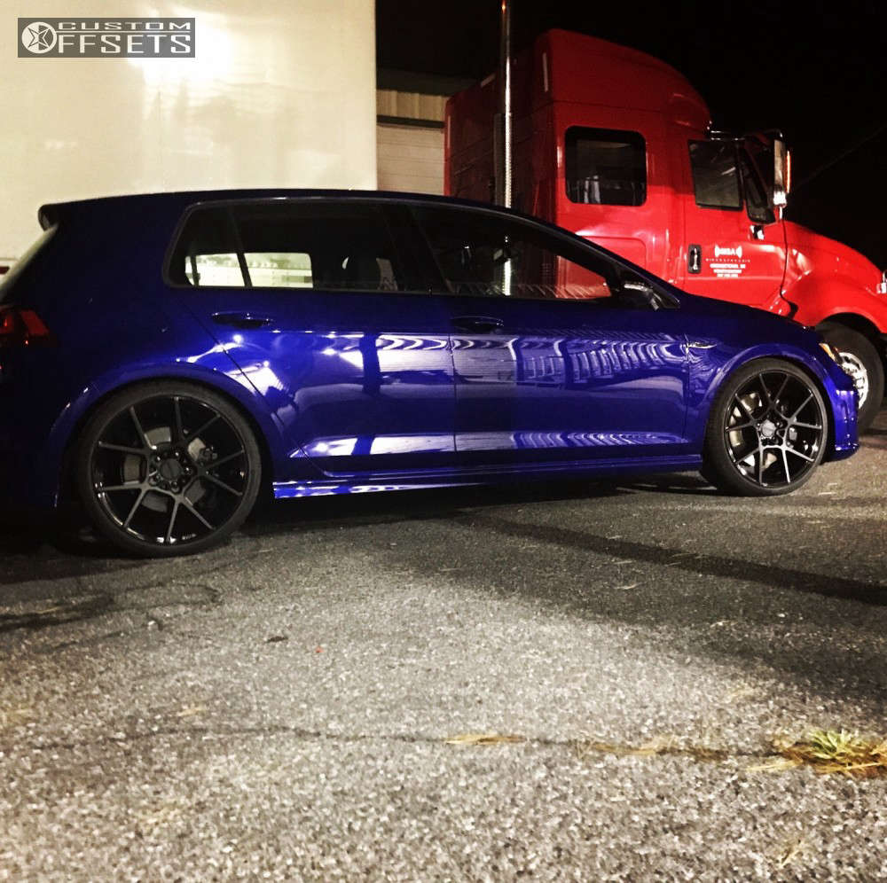 2016 Volkswagen Golf R with 19x8.5 45 Rotiform Kps and 235/35R19 ...