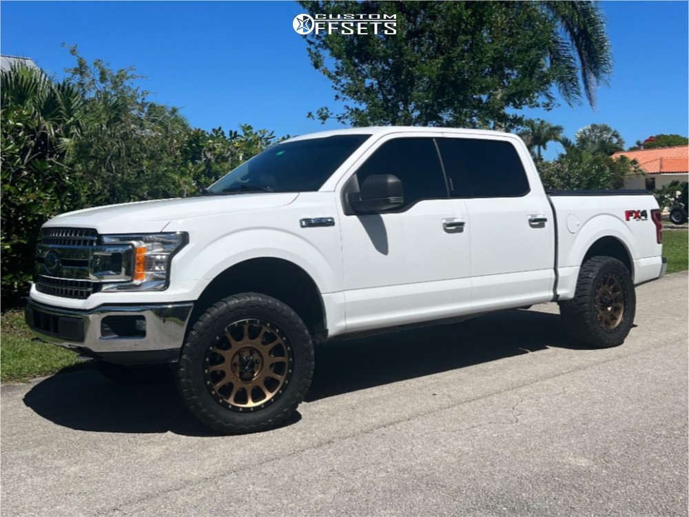 2018 Ford F-150 with 20x9 18 Method MR305 and 33/12.5R20 Toyo Tires ...
