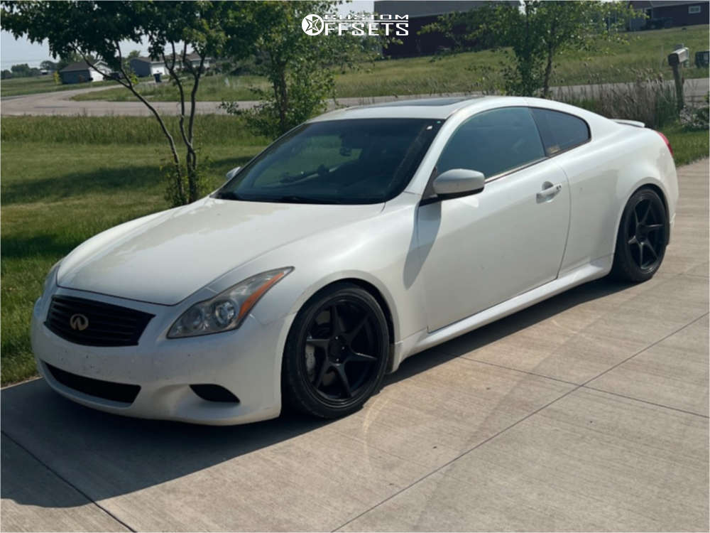 2008 INFINITI G37 with 18x9.5 30 Anovia Titan and 265/35R18 Kenda