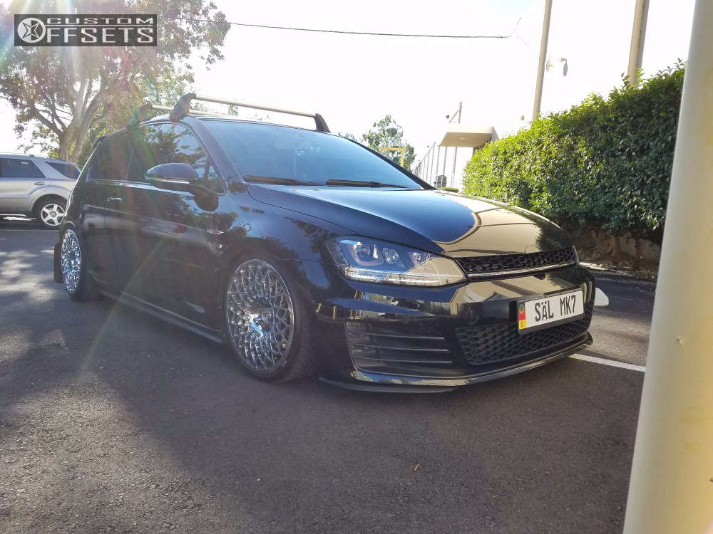 304879-1-2016-gti-volkswagen-