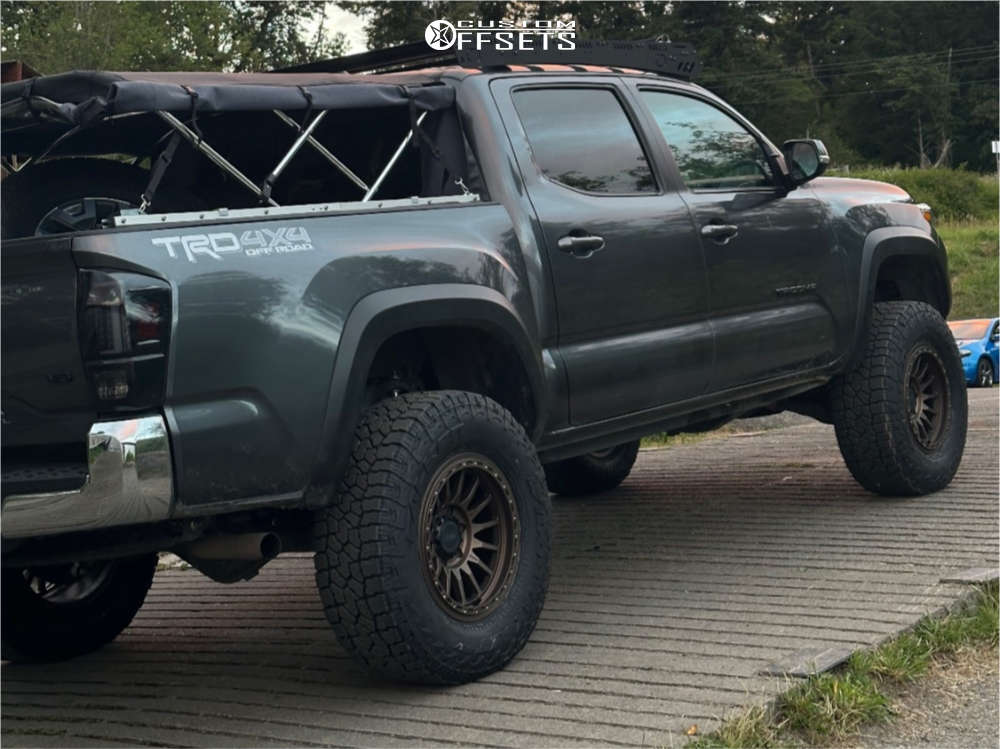 2023 Toyota Tacoma with 17x8.5 -25 RRW Rr7-h and 285/70R17 Falken ...