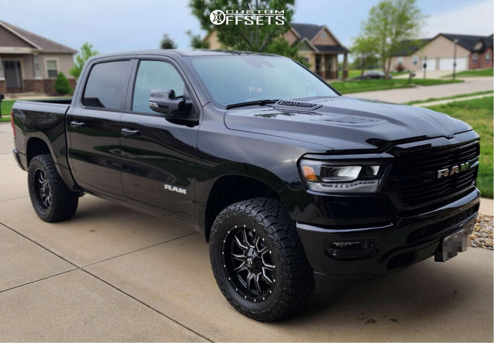 2023 Ram 1500 Tire Sizenull