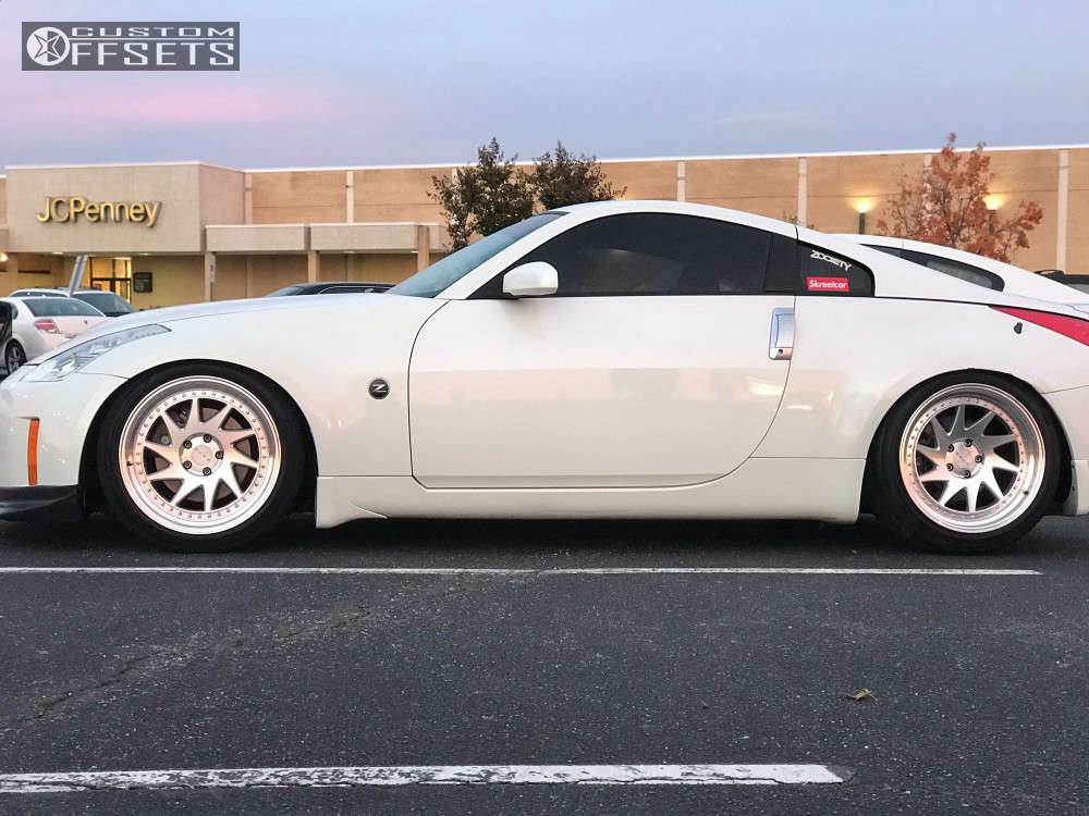2007 Nissan 350Z with 19x9.5 11 Zedd Slt and 225/20R19 Dunlop