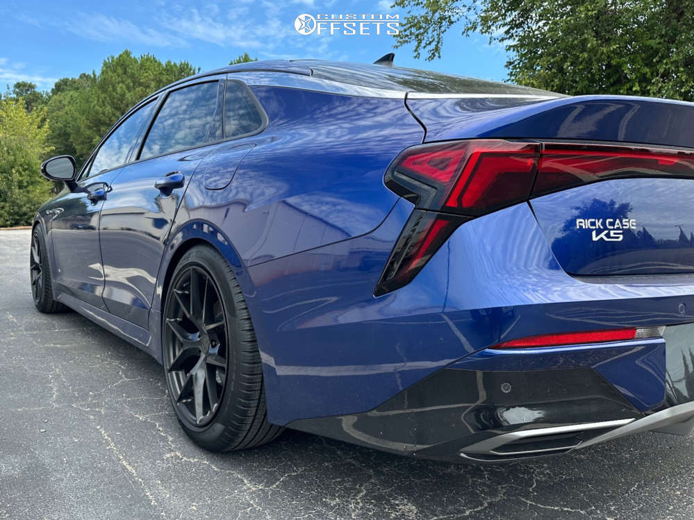 2025 Kia K5 with 18x8.5 35 Aodhan Aff7 and 235/45R18 Pirelli PZERO and