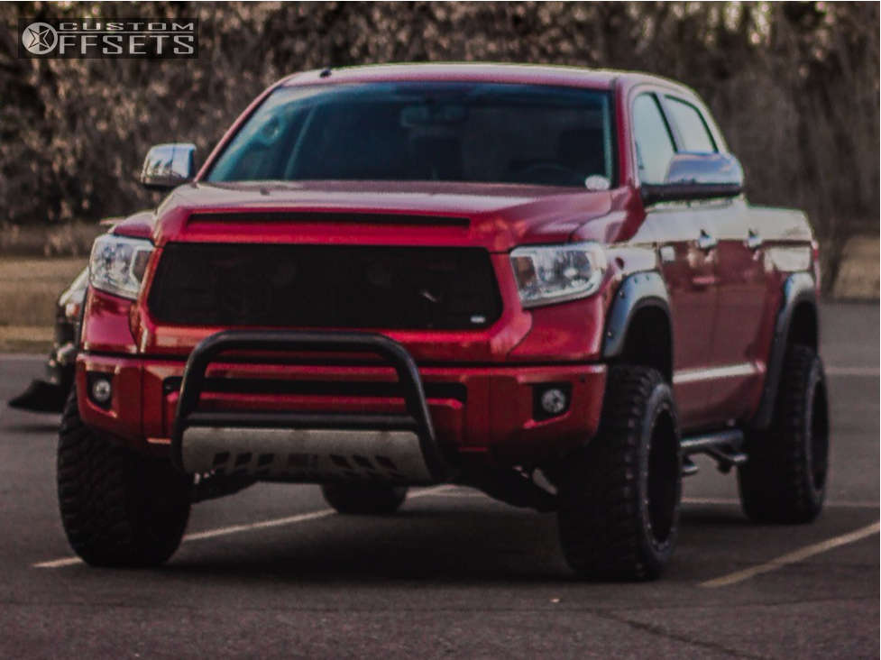 2014 Toyota Tundra with 20x12 -44 Dropstars 652bm and 33/12.5R20 Haida ...