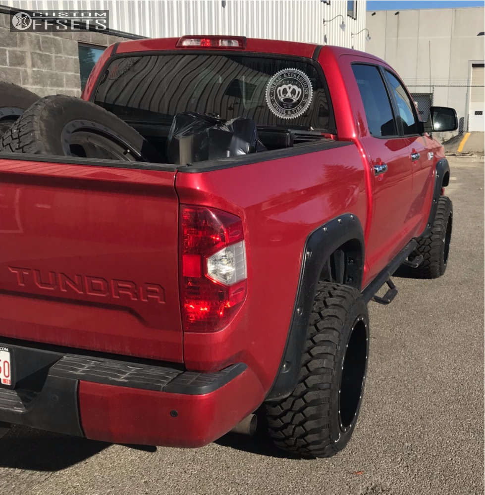 2014 Toyota Tundra with 20x12 -44 Dropstars 652bm and 33/12.5R20 Haida ...