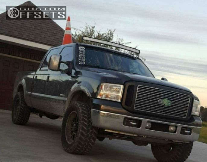 2007 Ford F-250 Super Duty with 20x9 -12 Helo HE879 and 35/12.5R20 ...
