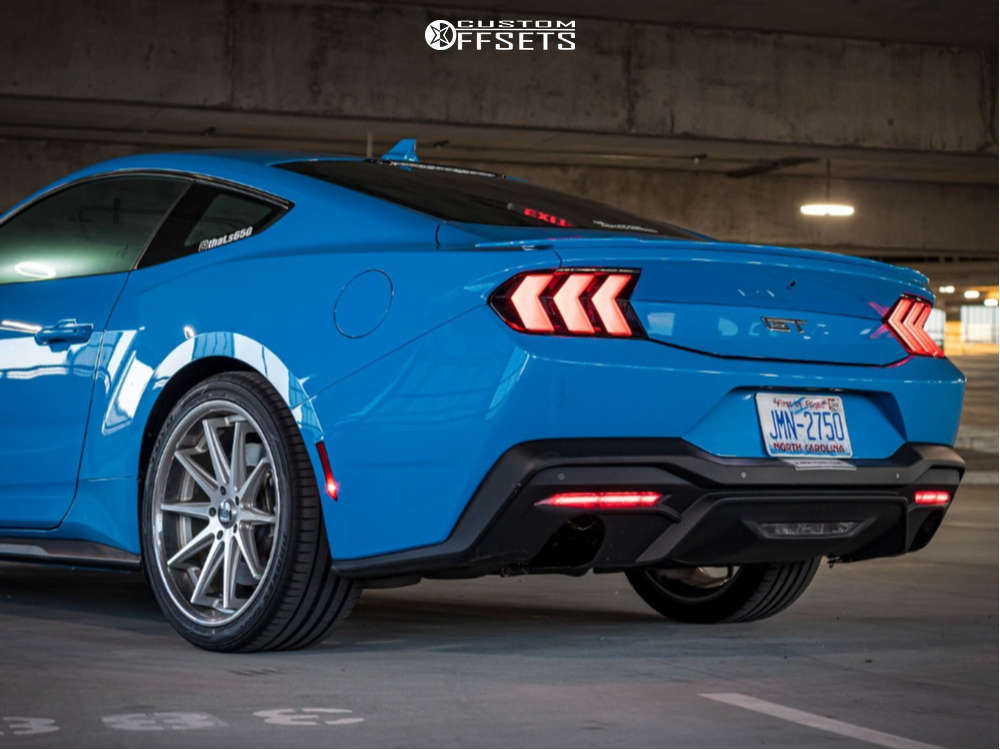 2024 Ford Mustang with 20x9 25 Rohana Rfc10 and 275/35R20 Michelin ...