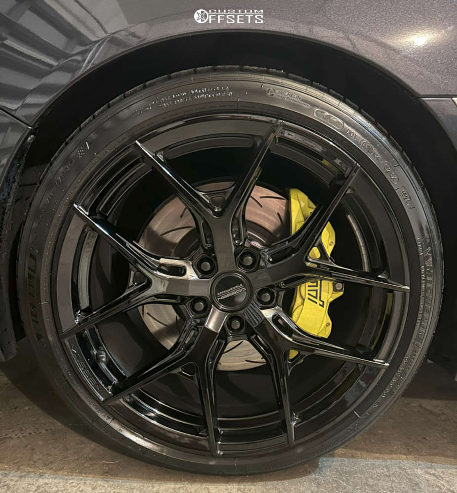 2019 Subaru WRX STI with 19x9.5 40 Vossen Hf5 and 255/45R19 Michelin ...