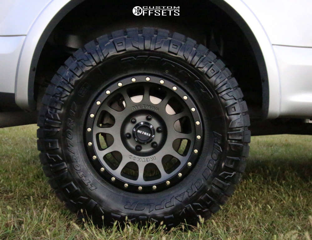 2018 Ford F-150 with 17x8.5 0 Method Mr305 and 305/70R17 Nitto Ridge ...