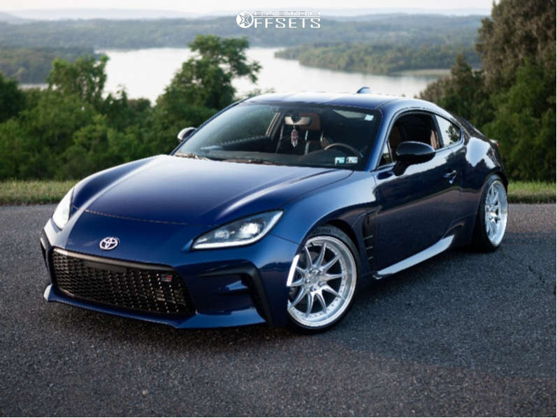 2023 Toyota GR86 with 18x8.5 35 Aodhan Ds07 and 215/40R18