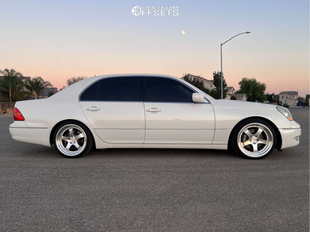 2002 Lexus LS430 with 19x9.5 22 Aodhan Ah03 and 235/35R19