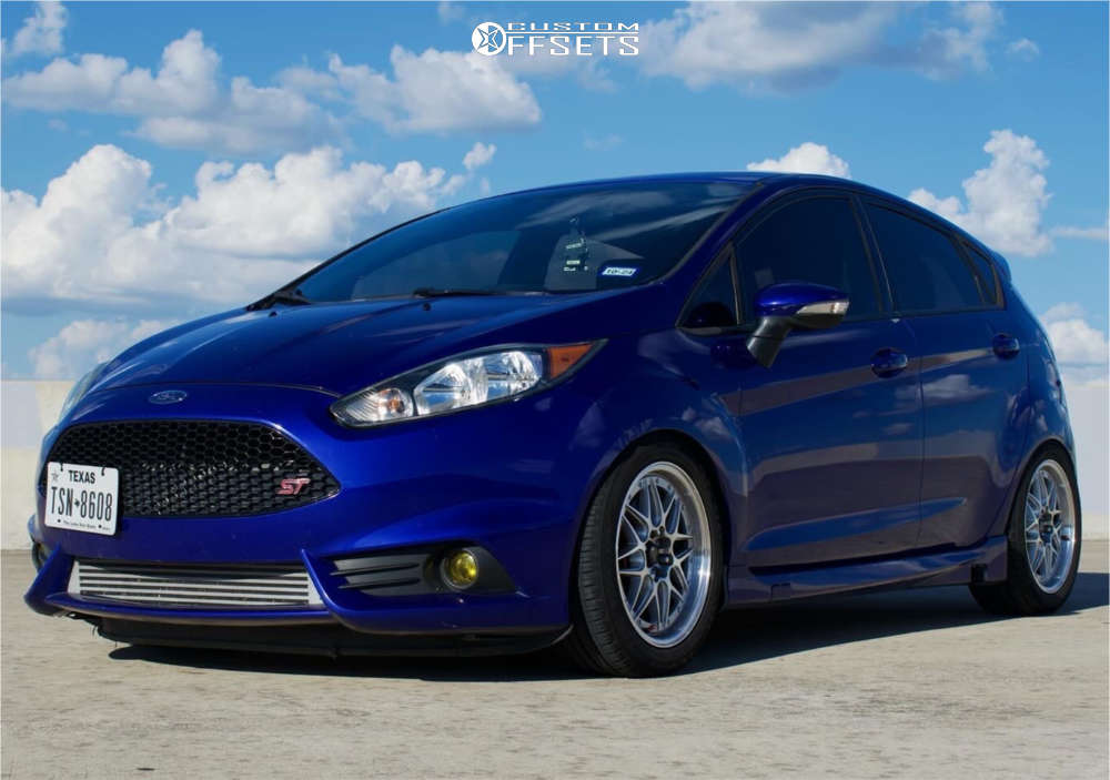 2015 Ford Fiesta with 16x7 38 Vors Vr7 and 205/50R16 Lexani Lxtr-203 ...