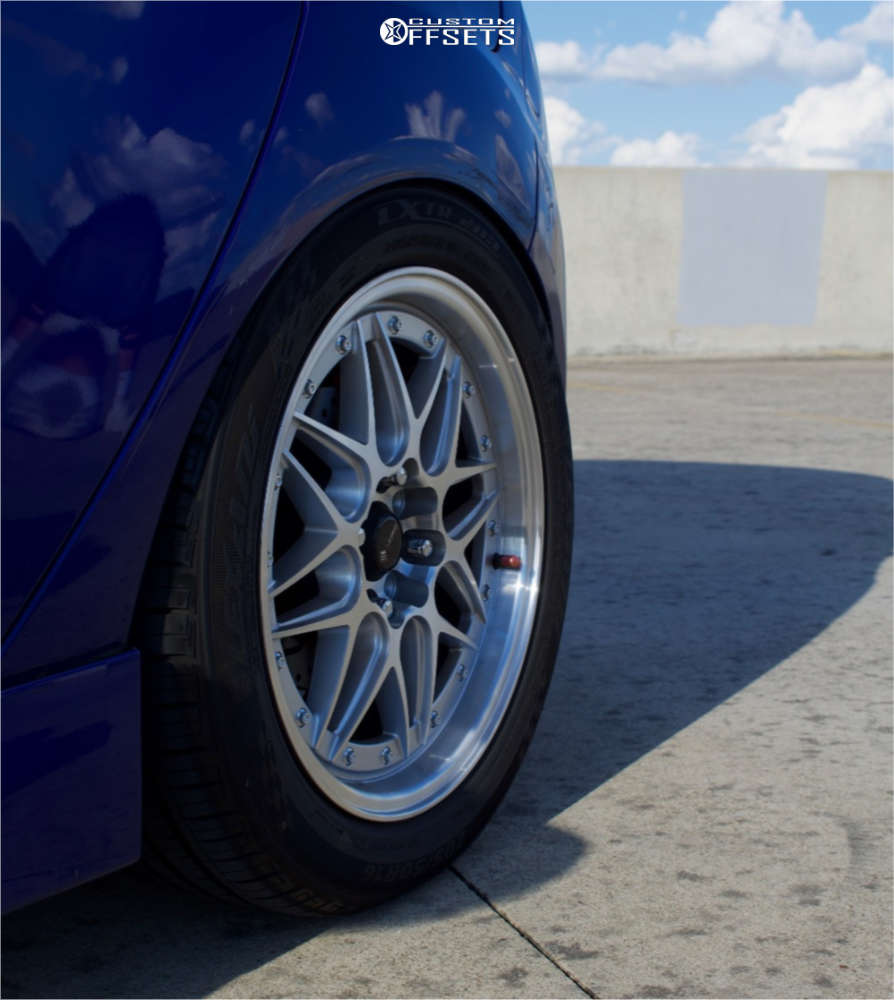 2015 Ford Fiesta with 16x7 38 Vors Vr7 and 205/50R16 Lexani Lxtr-203 ...