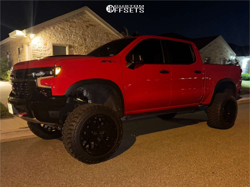 2024 Chevrolet Silverado 1500 with 24x14 -76 TIS 560b and 37/13.5R24 ...