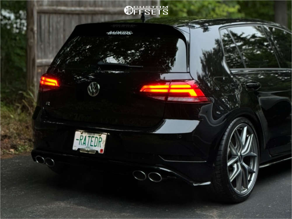 2018 Volkswagen Golf R with 19x8.5 44 BBS Ci-r and 245/35R19 Michelin ...