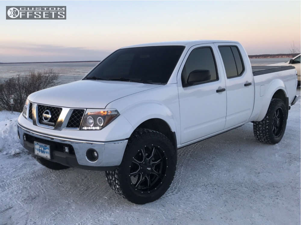 2008 Nissan Frontier with 20x9 18 Moto Metal Mo970 and 285/55R20