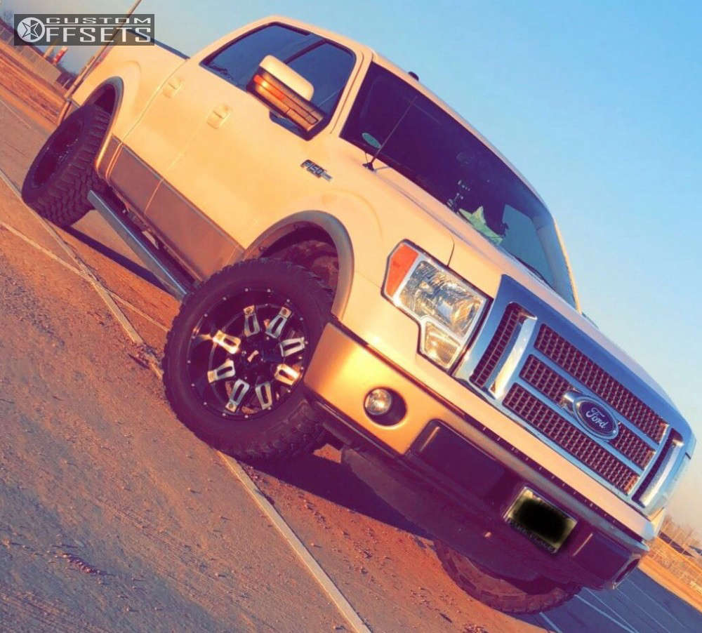 2011 Ford F150 with 20x10 24 DFD N/a and 33/12.5R20 Mud Claw M/t and Leveling Kit Custom Offsets