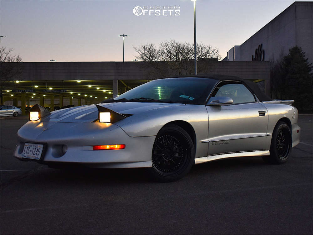 1997 Pontiac Firebird with 18x9.5 35 ESR Sr01 and 245/40R18 Summit ...