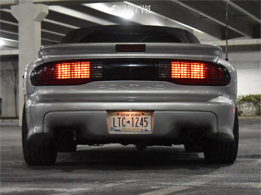 1997 Pontiac Firebird with 18x9.5 35 ESR Sr01 and 245/40R18 Summit ...