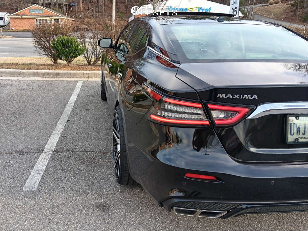 2020 Nissan Maxima with 22x9 35 Axe Ex30 and 285/25R22 Lionhart Lh