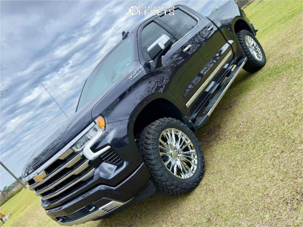 2023 Chevrolet Silverado 1500 with 22x9 28 Factory Reproductions