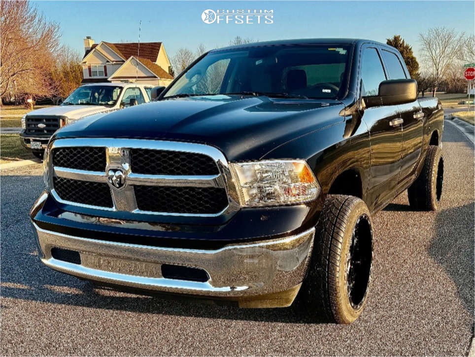 2022 Ram 1500 Classic with 22x12 -44 TIS 544bm and 305/45R22 Fullway ...