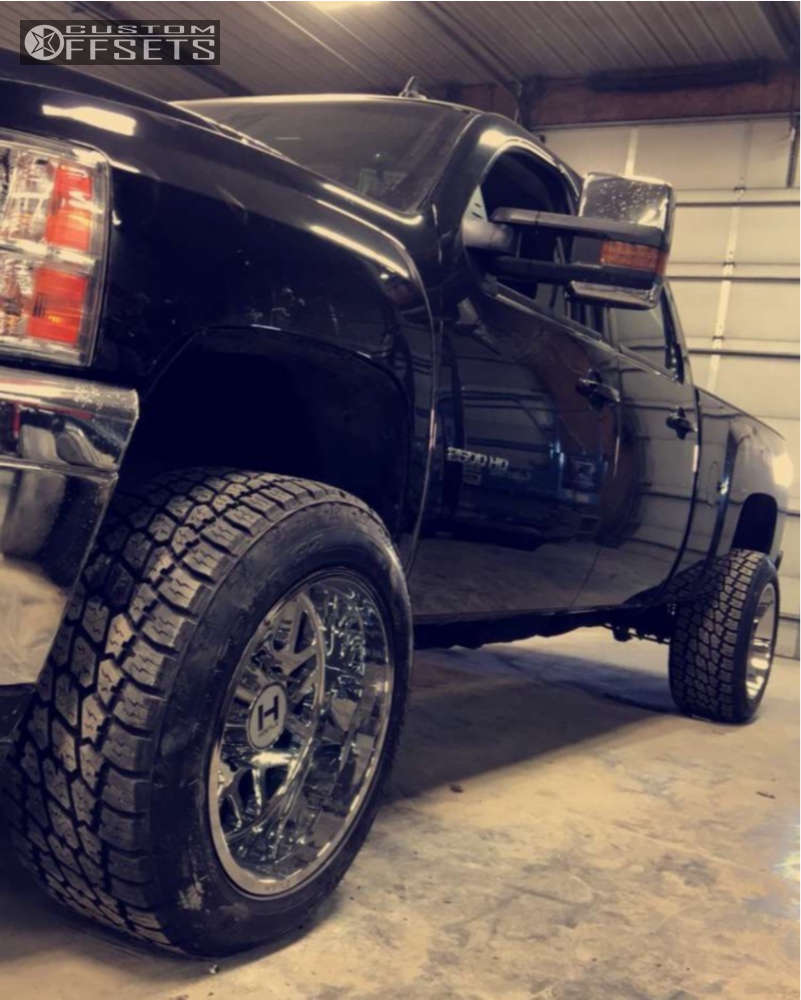 2014 Chevrolet Silverado 2500 HD with 20x12 44 Hostile Sprocket and