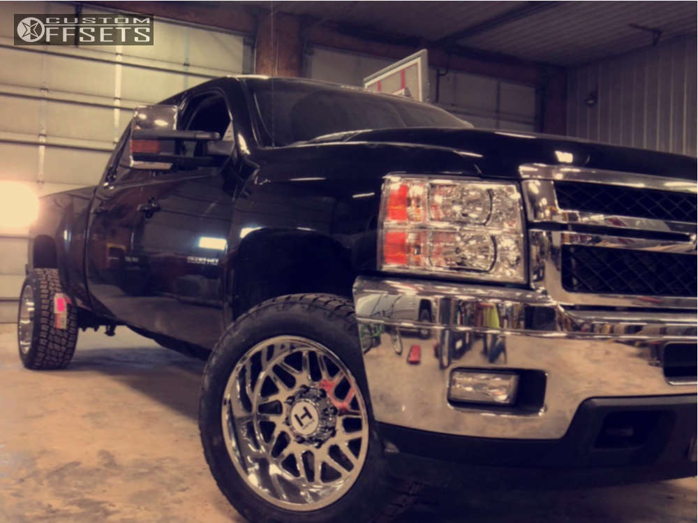 2014 Chevrolet Silverado 2500 HD with 20x12 44 Hostile Sprocket and
