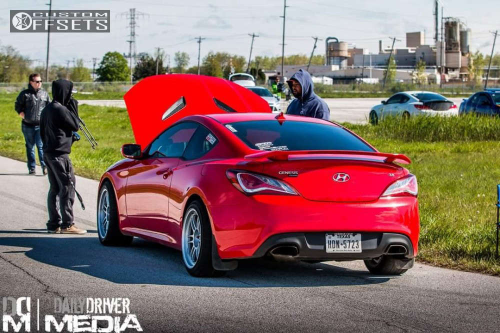 328899-1-2013-genesis-coupe-