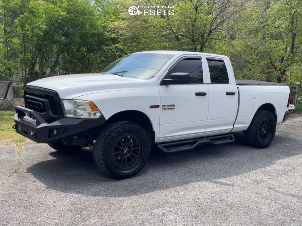 2018 Ram 1500 with 20x9 0 Mayhem Compass and 33/12.5R20 Venom Power ...