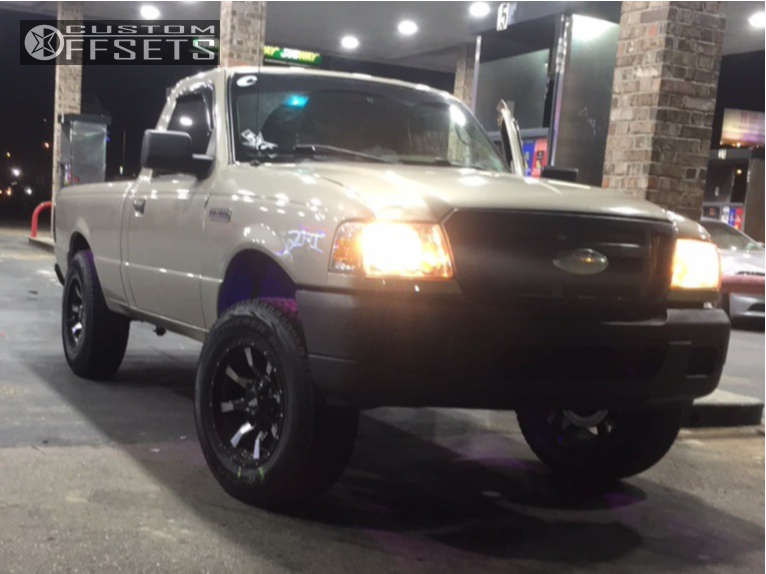 2007 Ford Ranger with 17x9 -12 Moto Metal Mo970 and 265/75R17 Cooper ...