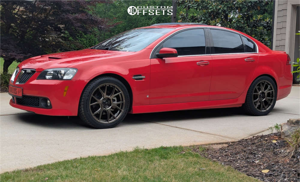 2008 Pontiac G8 with 19x8.5 32 Konig Ampliform and 255/40R19