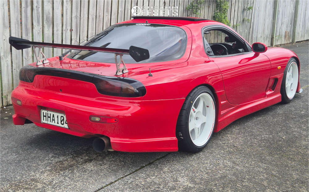 1993 Mazda RX-7 with 18x9.5 22 Desmond Regamaster Evo Ii and 235