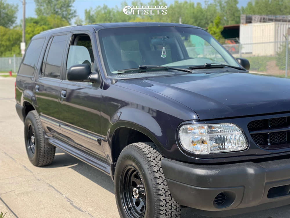 2001 Ford Explorer with 15x8 6 Vision D Window and 235/75R15 Goodyear ...